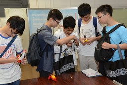 Demonstrations on 3D printing